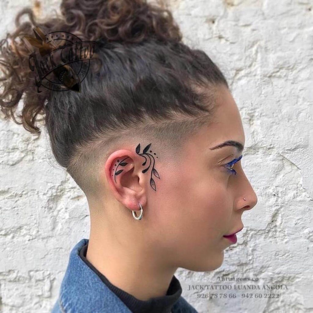 Tattoo na orelha