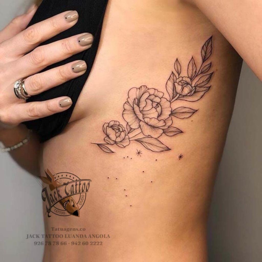 tatuagem nas costelas