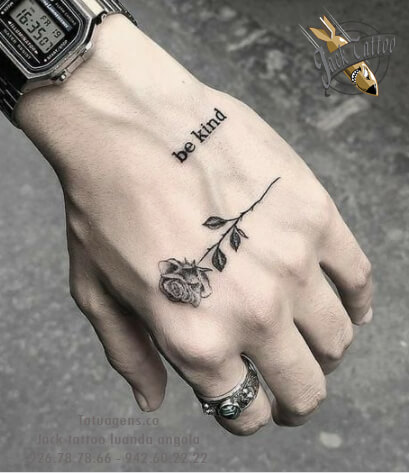 tatuagens na mão