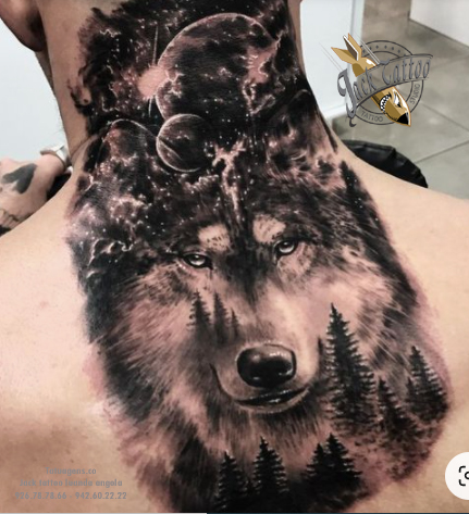Tatuagem de animal com detalhes