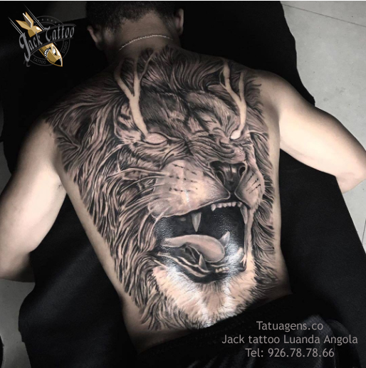 Tattoo de leão costa